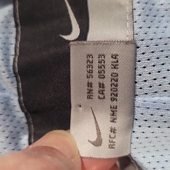 NIKE Dark & Light Full Coverage Blue Reversible Mesh Shorts w/ Drawstring Waist - Picture 7 of 14